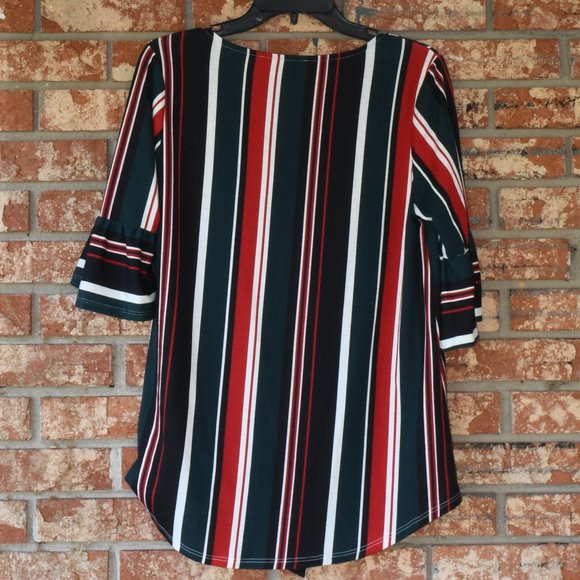 Vine & Love Multicolored Top - Picture 3 of 6